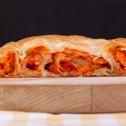 Pita sa ajvarom I sunkom , 500g